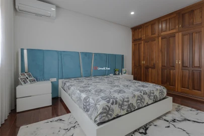 Moradia T3 para Venda em Santa Maria de Lamas