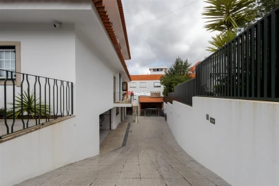 Moradia T3 para Venda em Santa Maria de Lamas