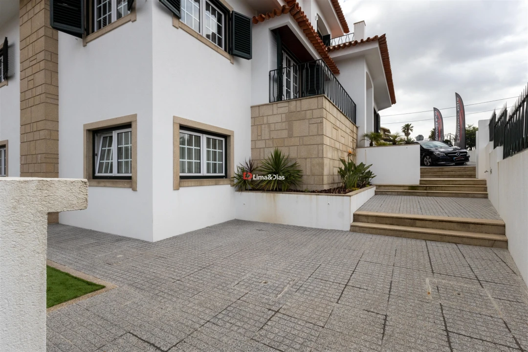 Moradia T3 para Venda em Santa Maria de Lamas Foto 20