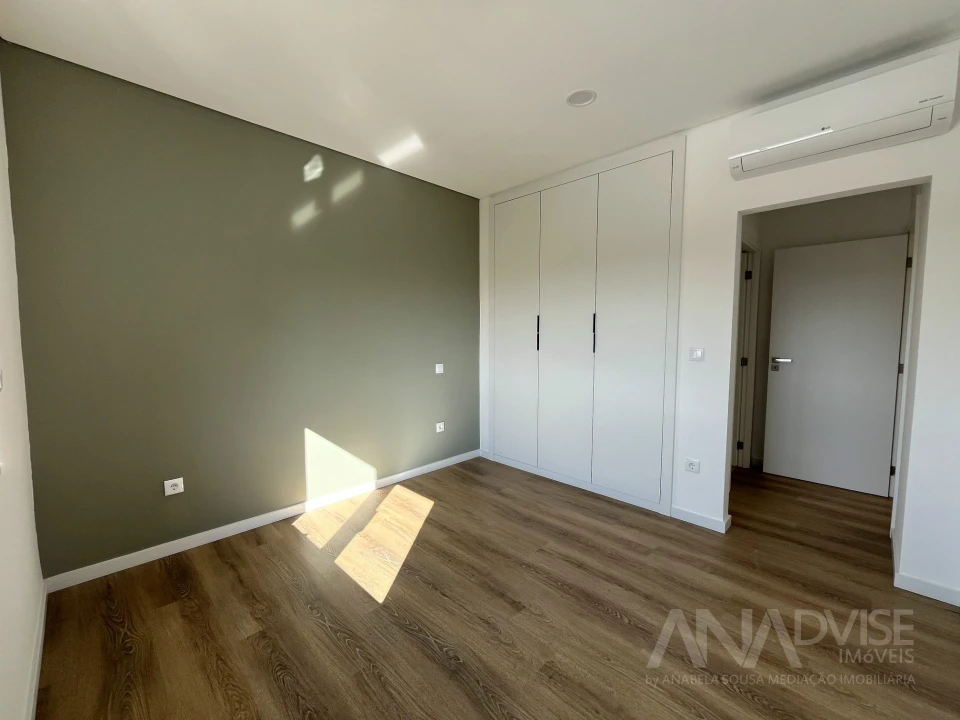 Apartamento T4 para Venda em Viseu Foto 41