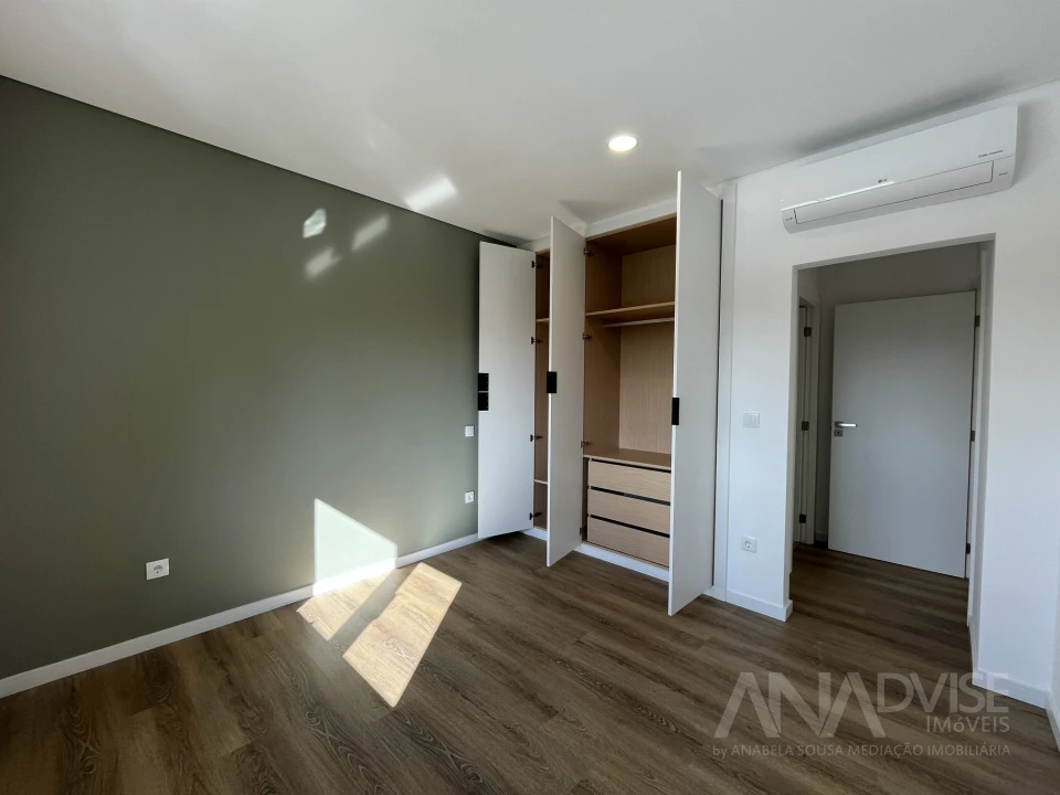 Apartamento T4 para Venda em Viseu Foto 43