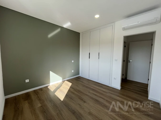 Apartamento T4 para Venda em Viseu Foto 44