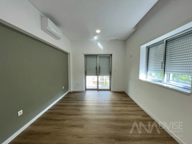 Apartamento T4 para Venda em Viseu Foto 27