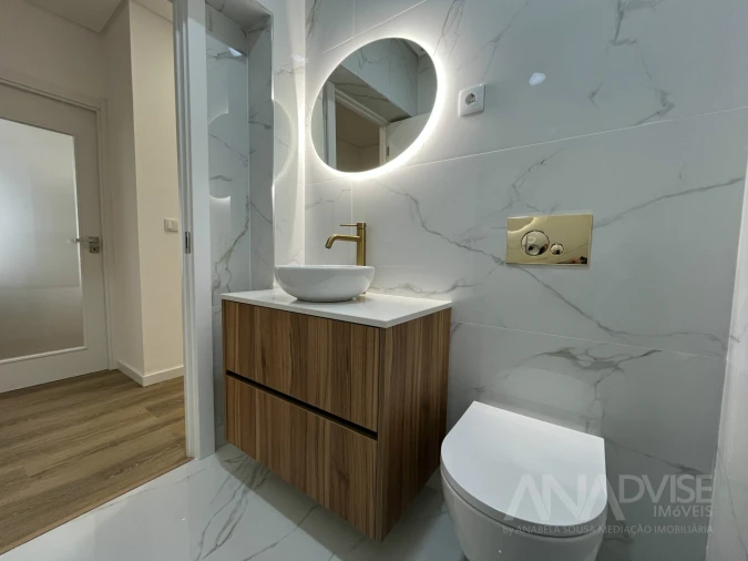 Apartamento T4 para Venda em Viseu Foto 23