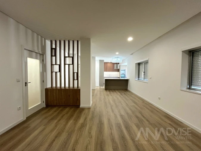 Apartamento T4 para Venda em Viseu Foto 15