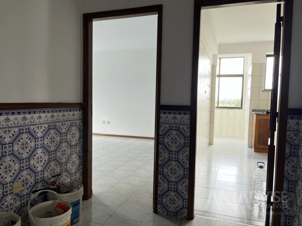 Apartamento T3 para Arrendamento em Viseu Foto 4