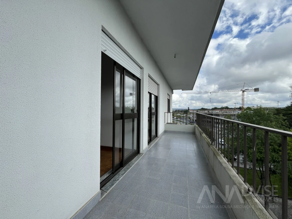 Apartamento T3 para Arrendamento em Viseu Foto 15