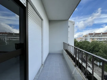 Apartamento T3 para Arrendamento em Viseu