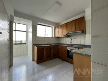 Apartamento T3 para Arrendamento em Viseu