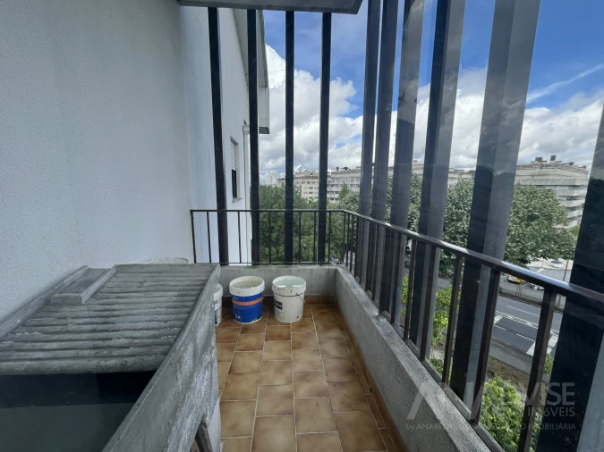 Apartamento T3 para Arrendamento em Viseu Foto 9