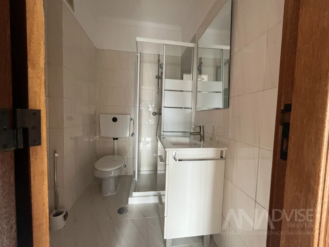 Apartamento T3 para Arrendamento em Viseu Foto 13