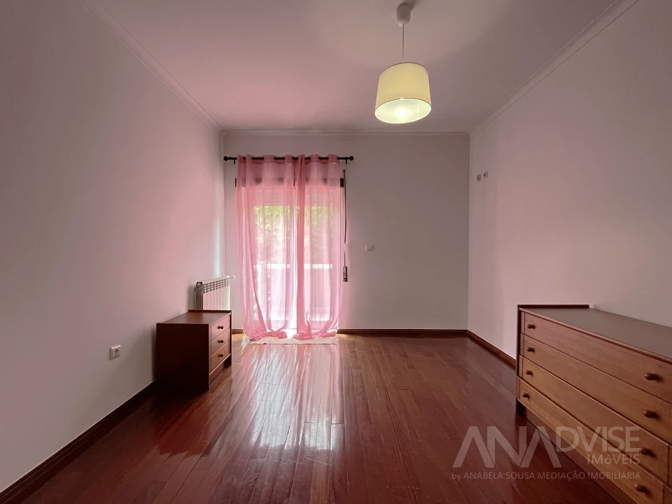 Apartamento T2 para Arrendamento em Viseu Foto 19