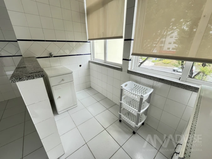 Apartamento T2 para Arrendamento em Viseu Foto 4
