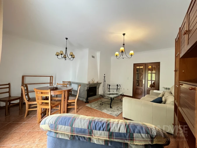 Apartamento T2 para Arrendamento em Viseu Foto 9