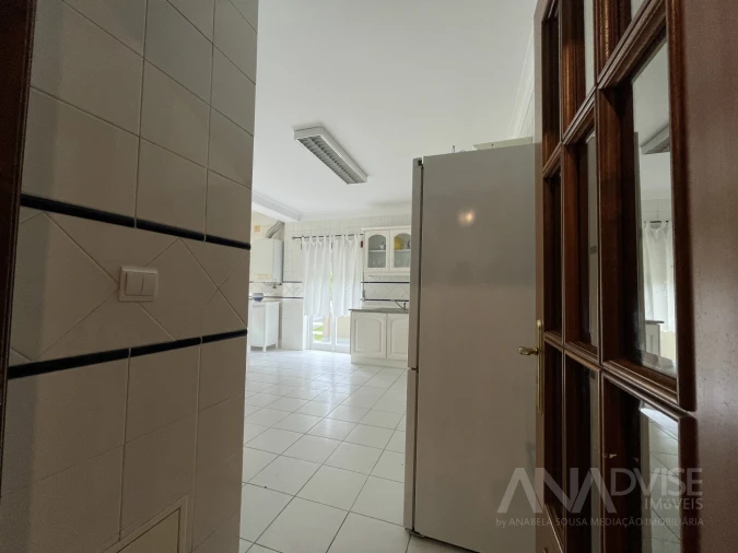 Apartamento T2 para Arrendamento em Viseu Foto 2