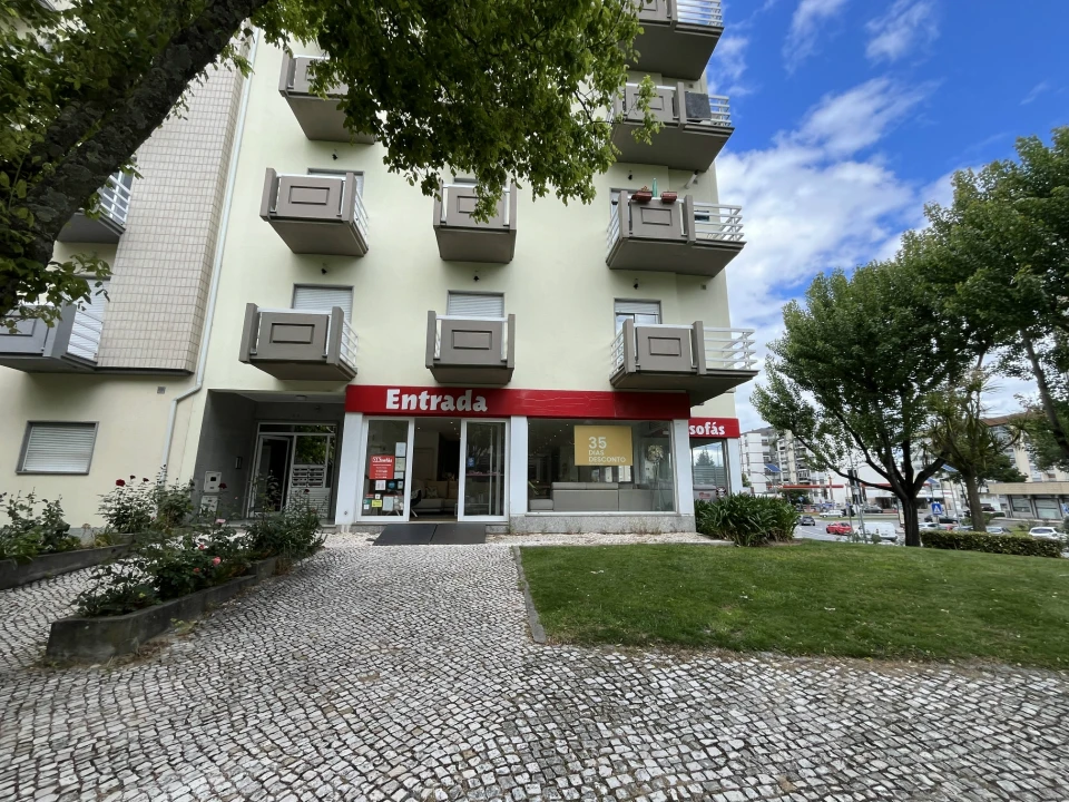 Apartamento T2 para Arrendamento em Viseu Foto 25