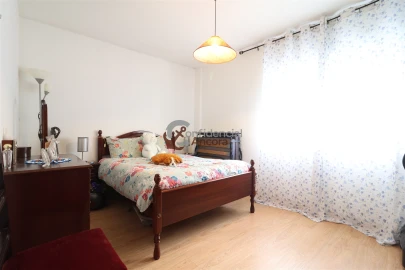 Apartamento T3 para Venda em Gouveia (São Pedro e São Julião)