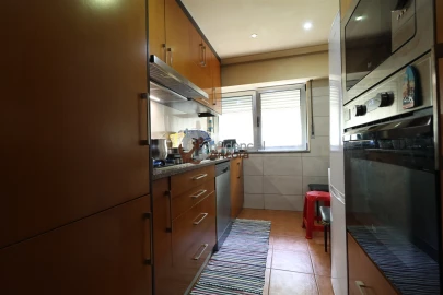 Apartamento T3 para Venda em Gouveia (São Pedro e São Julião)