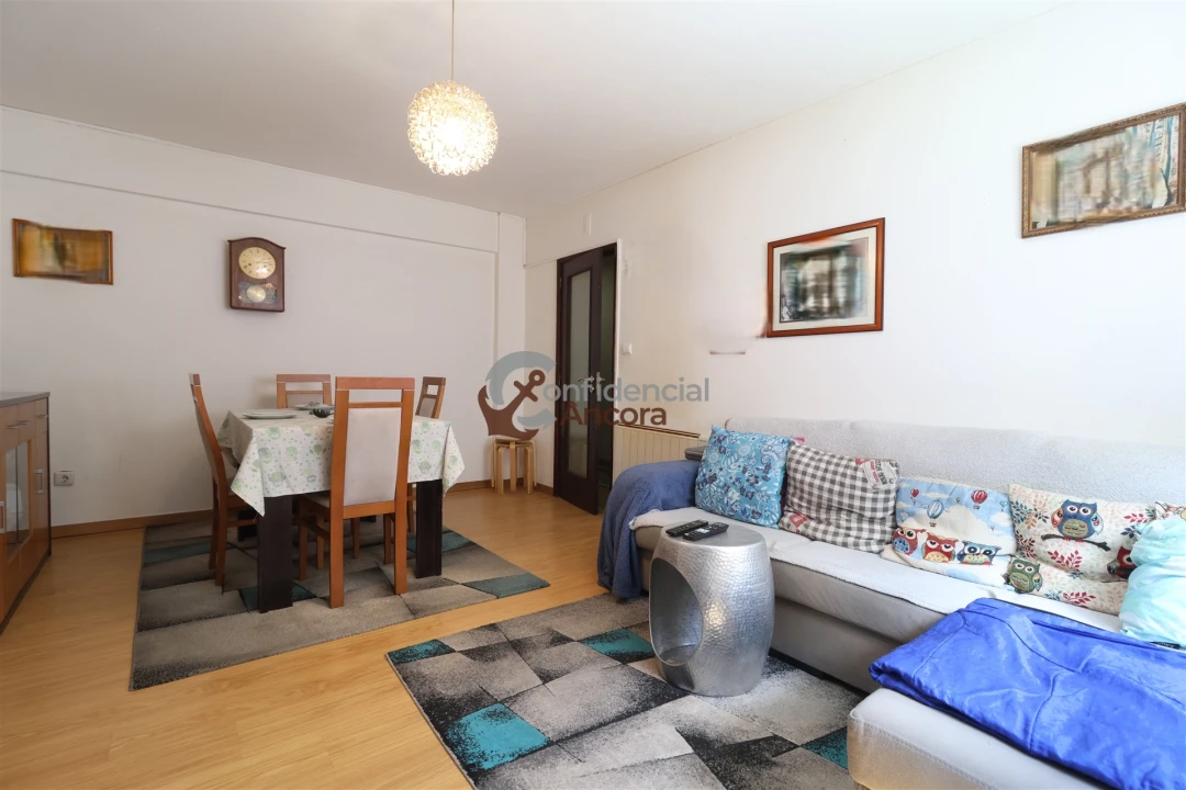 Apartamento T3 para Venda em Gouveia (São Pedro e São Julião) Foto 1