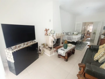 Apartamento T2 para Venda em Aver-O-Mar, Amorim e Terroso
