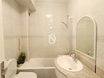 Apartamento T2 para Venda em Aver-O-Mar, Amorim e Terroso