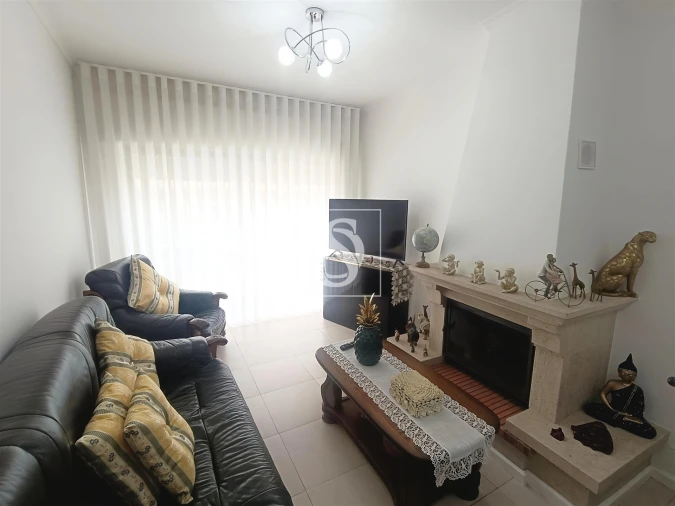 Apartamento T2 para Venda em Aver-O-Mar, Amorim e Terroso Foto 3