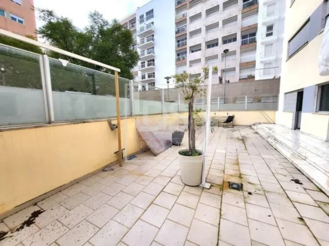 Apartamento T4 para Venda em Parque das Nações Foto 28