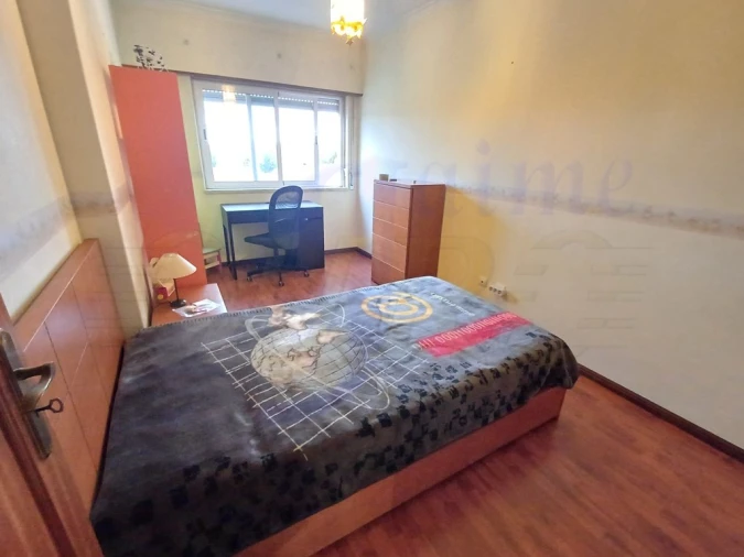 Apartamento T3 para Venda em Algueirão-Mem Martins Foto 16