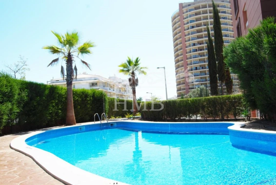 Apartamento T1 para Venda em Portimão Foto 9