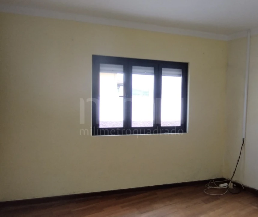 Moradia T2 para Venda em Darque Foto 3