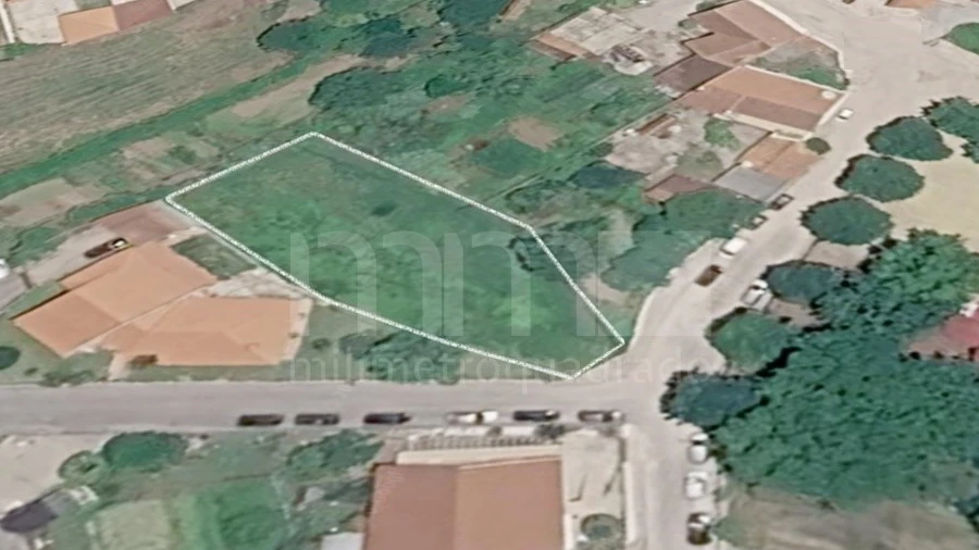 Terreno para Venda em Vila Nova de Anha