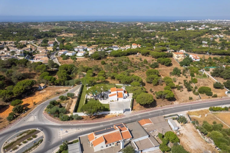 Moradia T5 para Venda em Almancil Foto 45