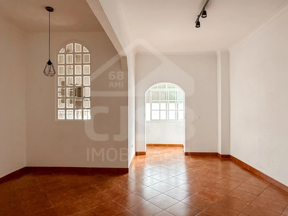 Apartamento T2 para Venda em Benavente Foto 4