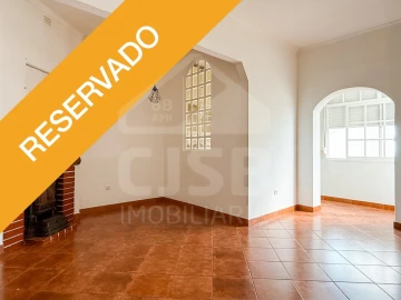 Apartamento T2 para Venda em Benavente