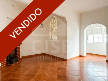 Apartamento T2 para Venda em Benavente