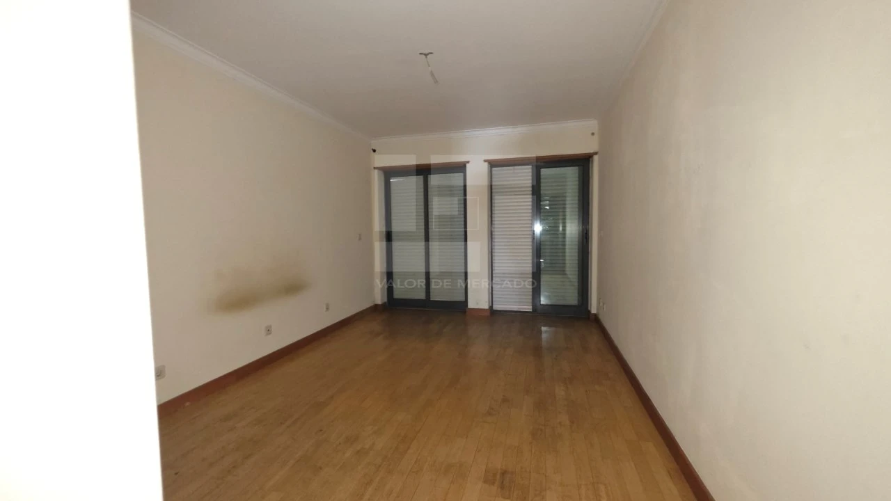 Apartamento T3 para Venda em Mina de Água Foto 7