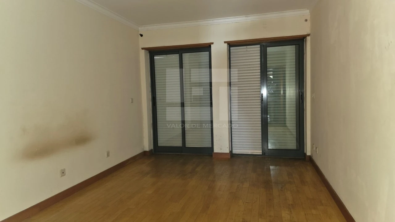 Apartamento T3 para Venda em Mina de Água Foto 8