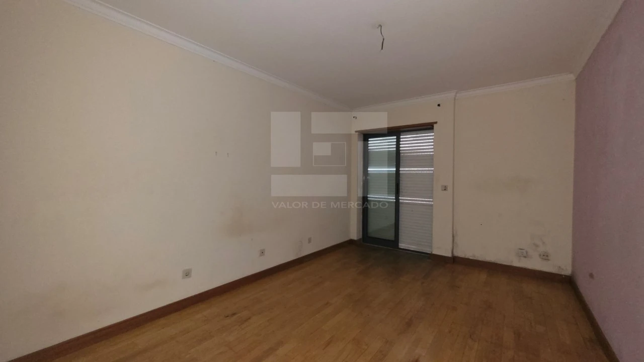 Apartamento T3 para Venda em Mina de Água Foto 9