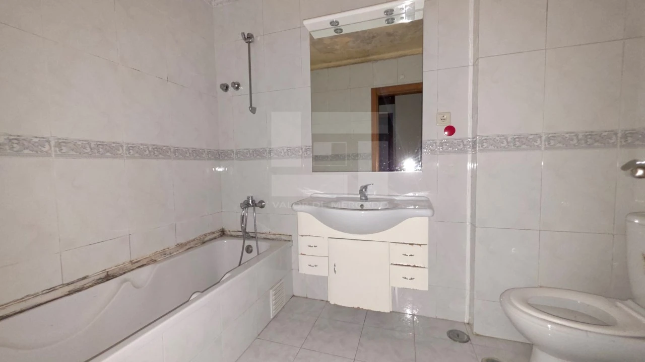 Apartamento T3 para Venda em Mina de Água Foto 10