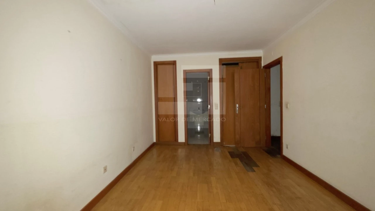 Apartamento T3 para Venda em Mina de Água Foto 14