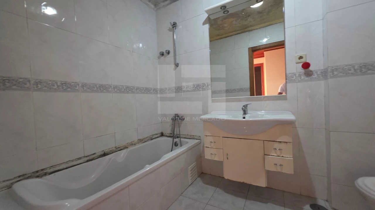 Apartamento T3 para Venda em Mina de Água Foto 33