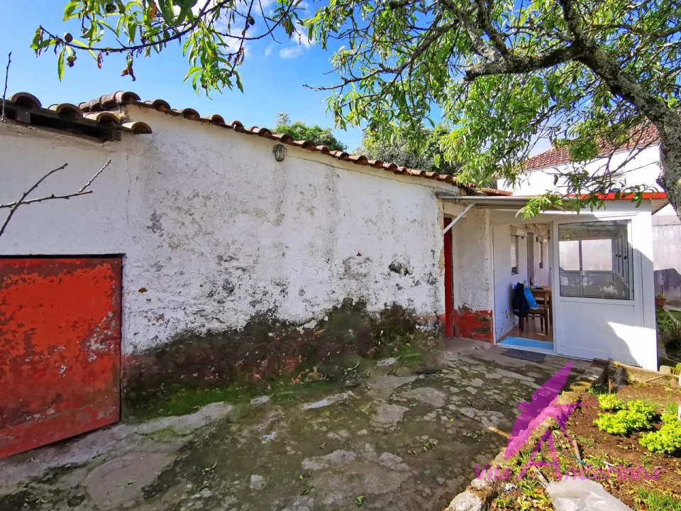 Moradia T1 para Venda em Santa Marta de Portuzelo Foto 16