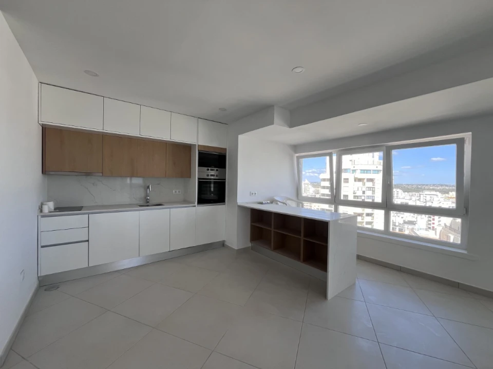 Apartamento T2 para Venda em Armação de Pera Foto 1