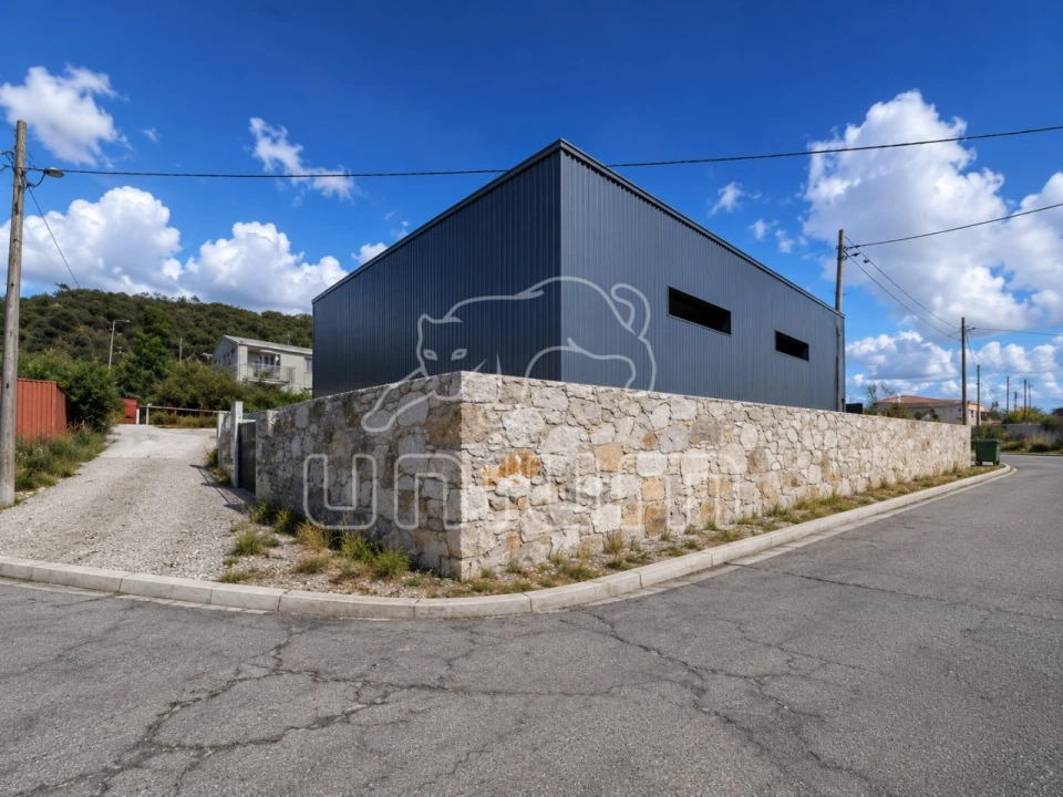 Armazém para Venda em Vila Praia de Ancora Foto 1