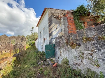 Moradia T5 para Venda em Areias e Pias