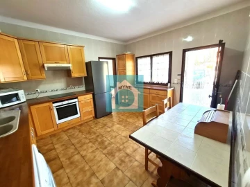Moradia T5 para Venda em Famalicão