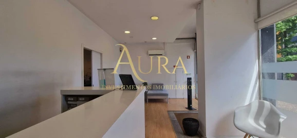 Loja para Venda em Cedofeita, Santo Ildefonso, Sé, Miragaia, São Nicolau e Vitória
