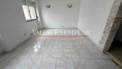 Apartamento T3 para Venda em Alcochete