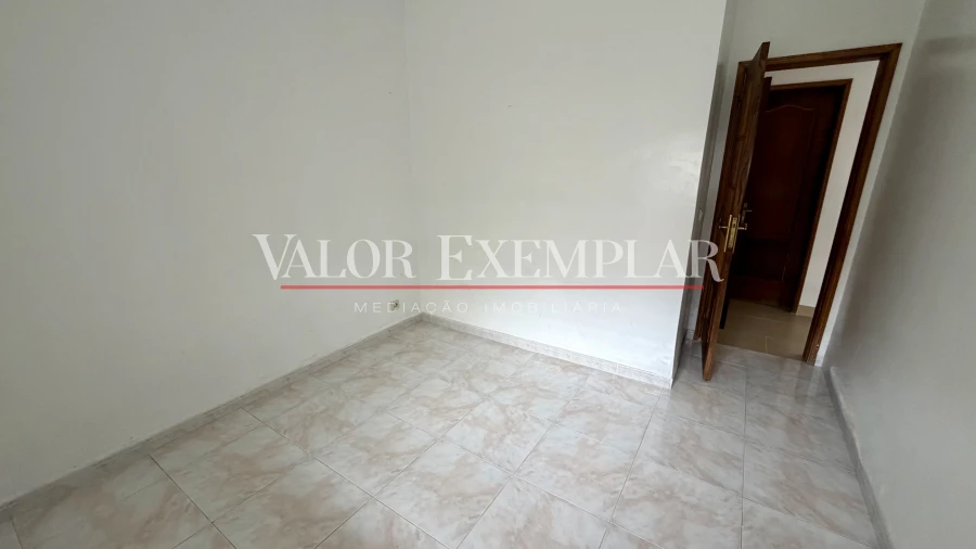 Apartamento T3 para Venda em Alcochete Foto 10