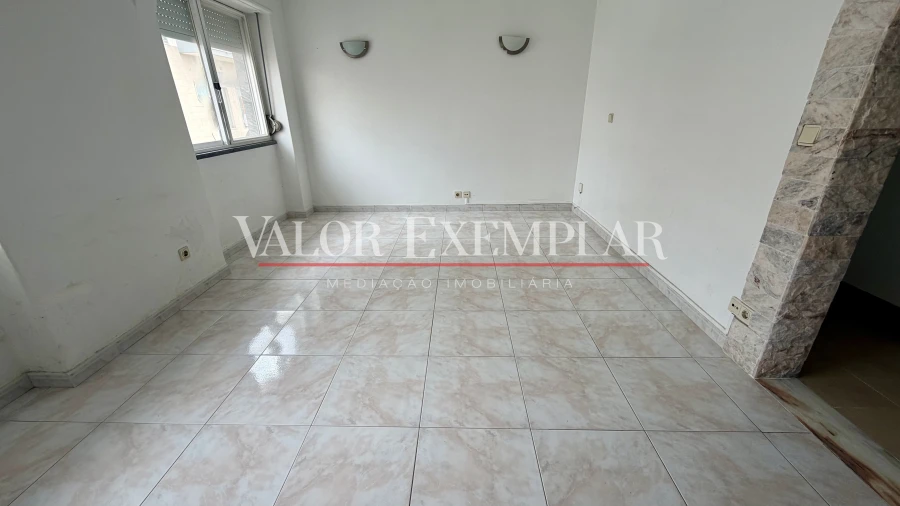 Apartamento T3 para Venda em Alcochete Foto 5